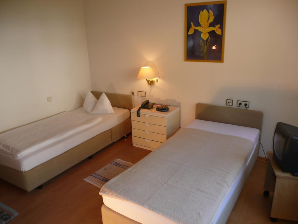 Hotel Stern Lauterbach  Ngoại thất bức ảnh