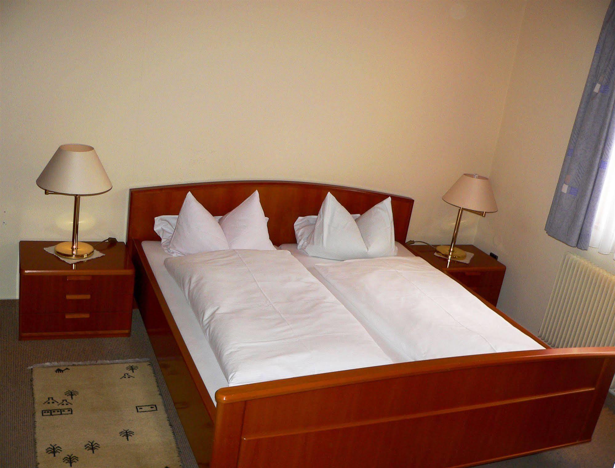 Hotel Stern Lauterbach  Ngoại thất bức ảnh