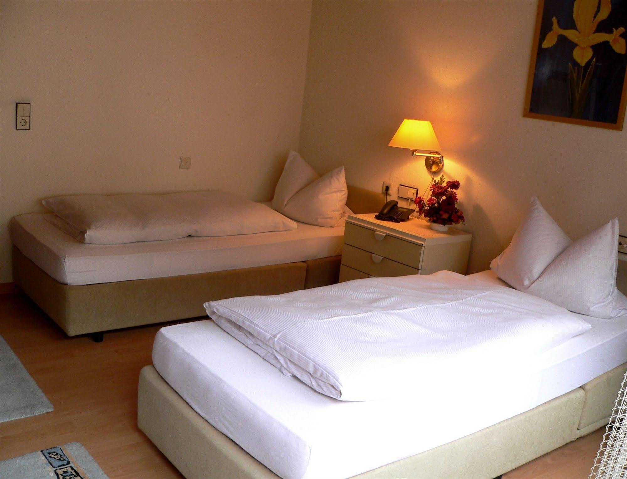 Hotel Stern Lauterbach  Ngoại thất bức ảnh